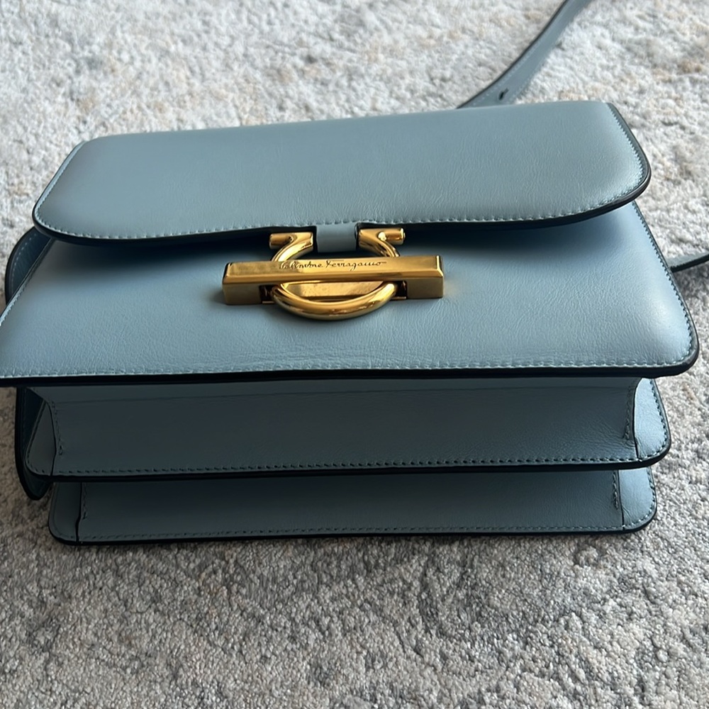 Salvatore Ferragamo Joanne Light Blue Leather Crossbody with Gold Hardware - Picture 2 of 14